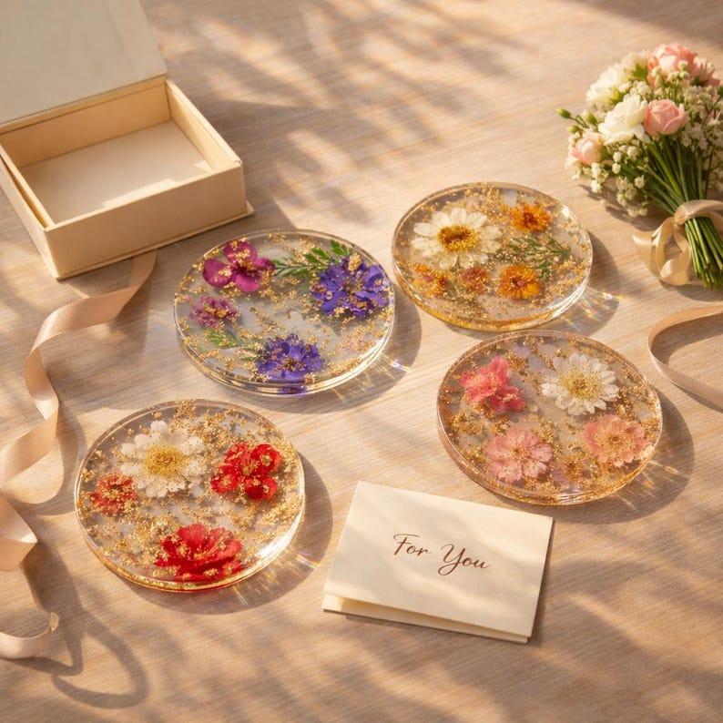 Elegante Epoxidharz Blumen Untersetzer als handgemachtes Geschenk