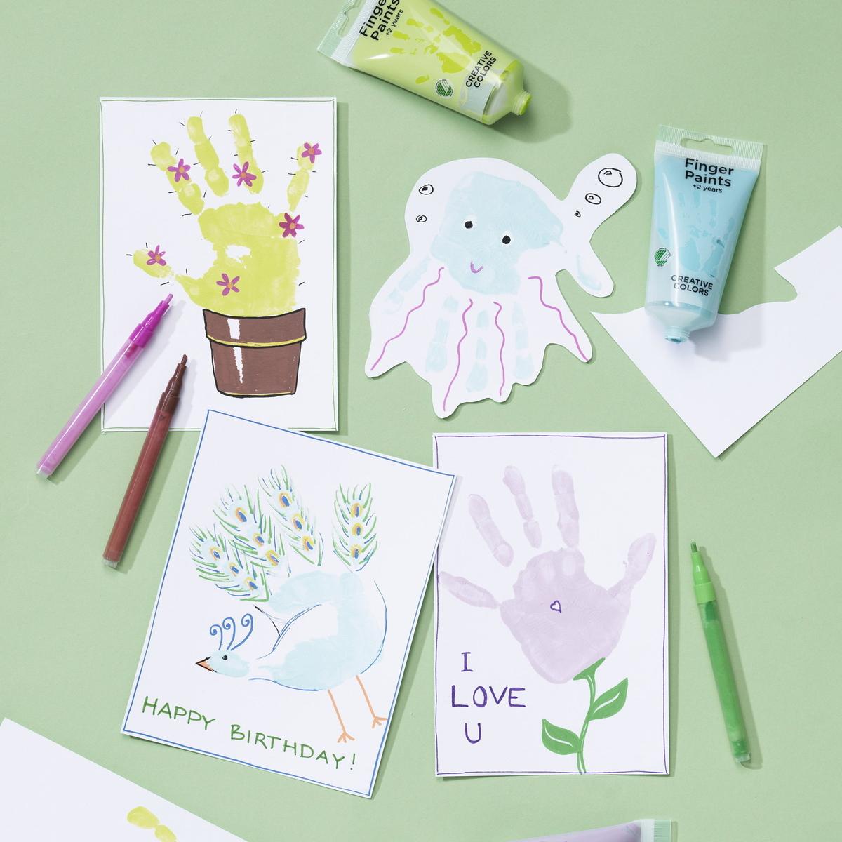 Fingerfarben Karte von Kindern gebastelt