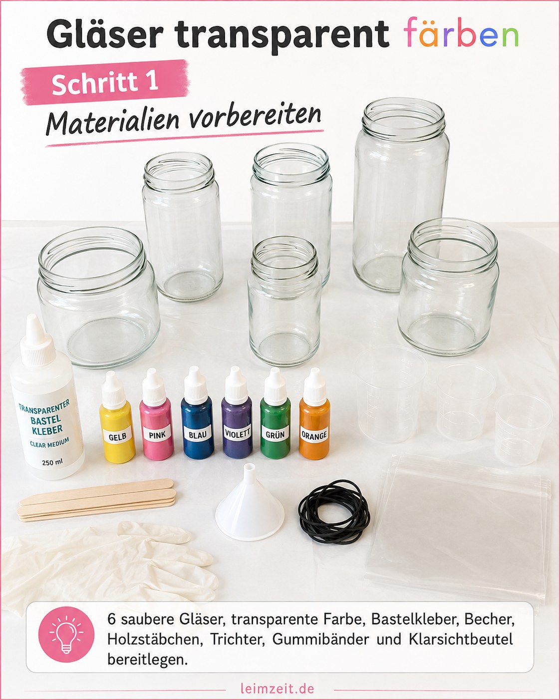 Materialien zum Gläser transparent färben: leere Gläser, Bastelkleber, Farbe, Trichter und Klarsichtbeutel bereitgestellt