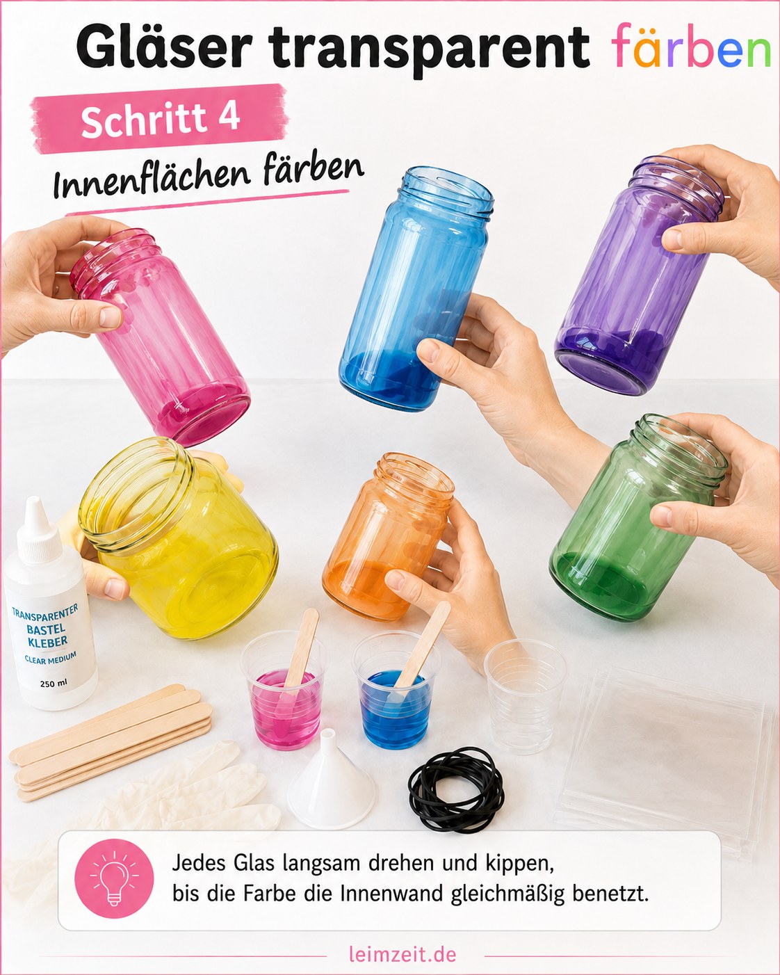 Jedes Glas wird gedreht und gekippt, damit die Innenwand beim Gläser transparent färben gleichmäßig benetzt wird