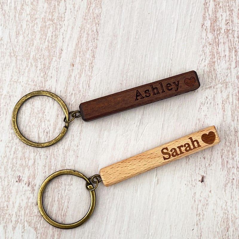 Holz Schlüsselanhänger personalisiert